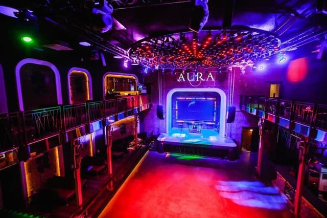 AURA